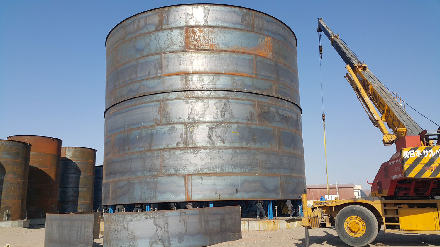 پروژه احداث 25 دستگاه مخزن شرکت افزون روان فرآیند gallery